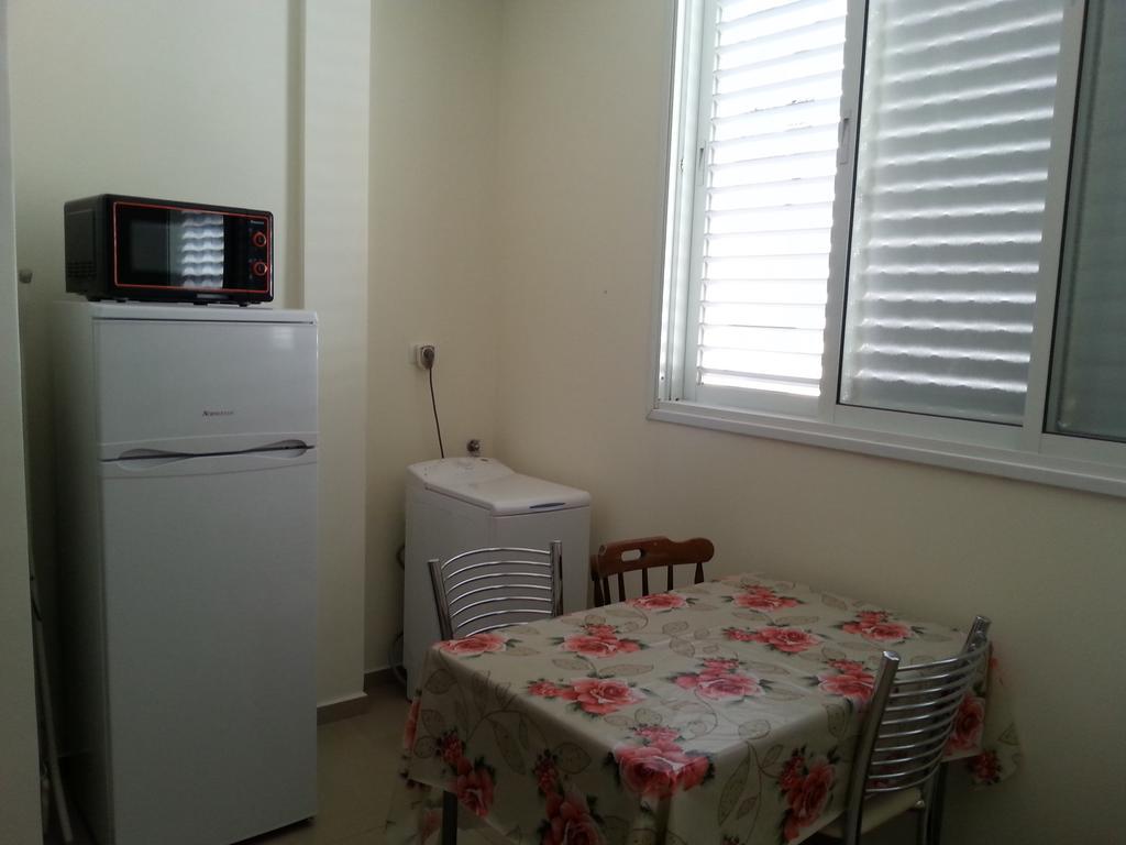 Apartments Petah Tiqwa - Bar Kochva Street Petach Tikva Eksteriør billede