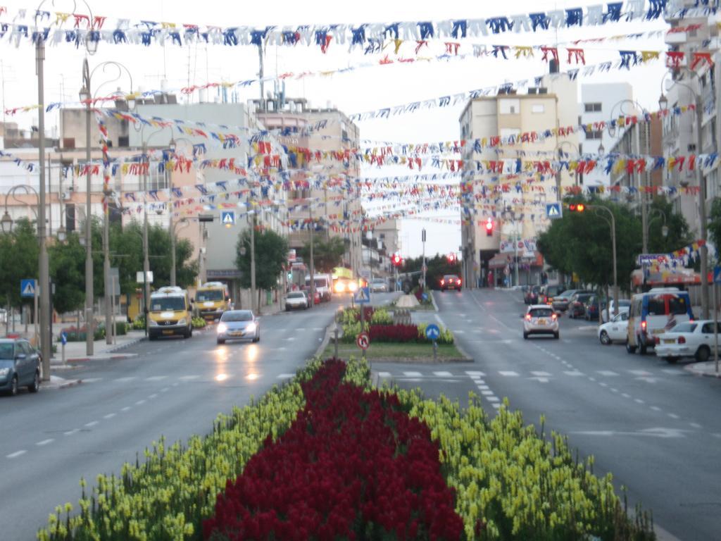 Apartments Petah Tiqwa - Bar Kochva Street Petach Tikva Eksteriør billede